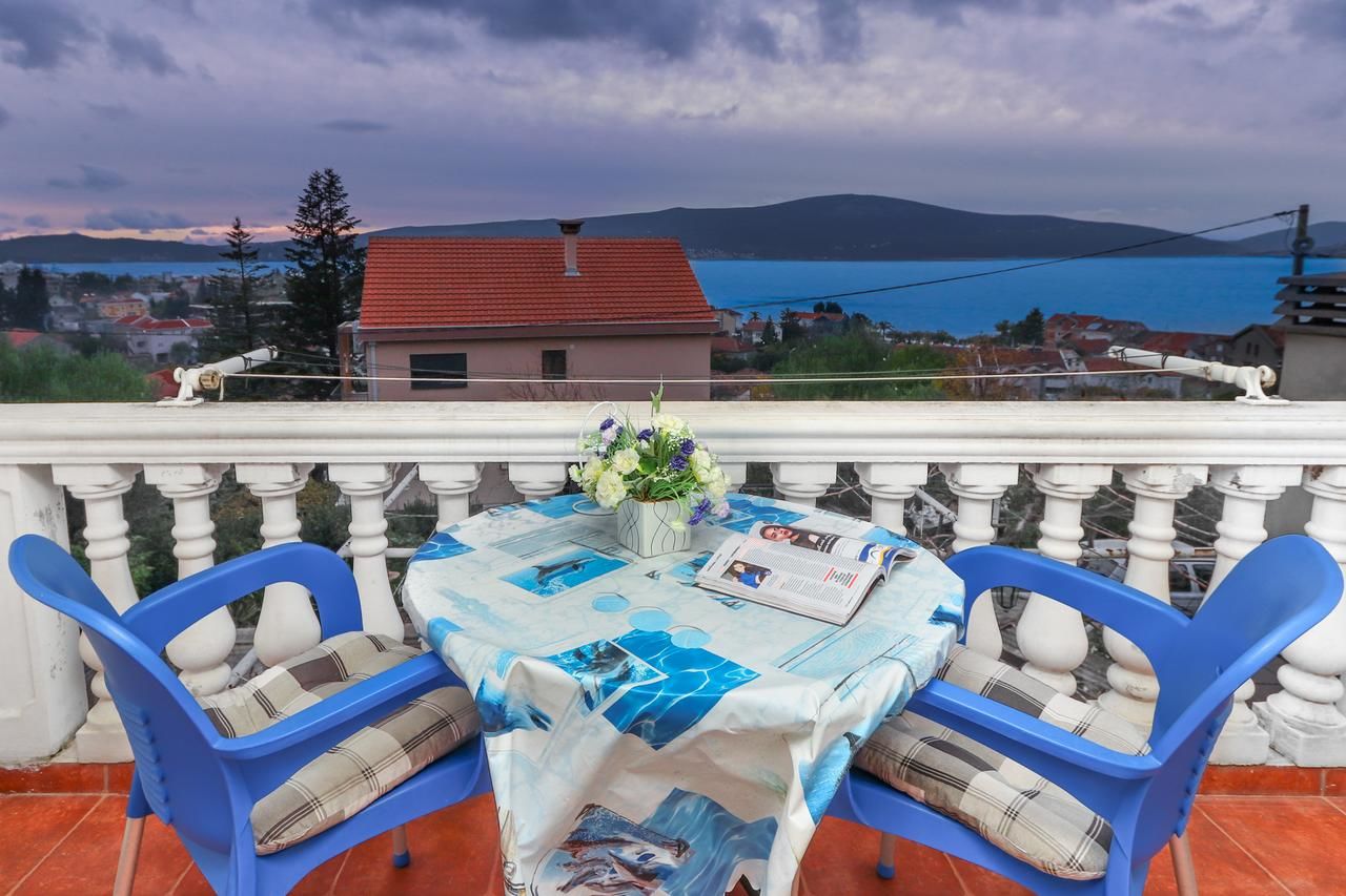 Апартаменты Villa Lastva Apartments Тиват